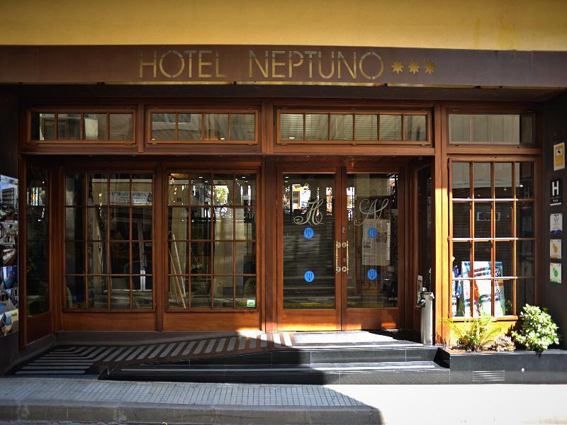 Neptuno Apartments Calella Bagian luar foto