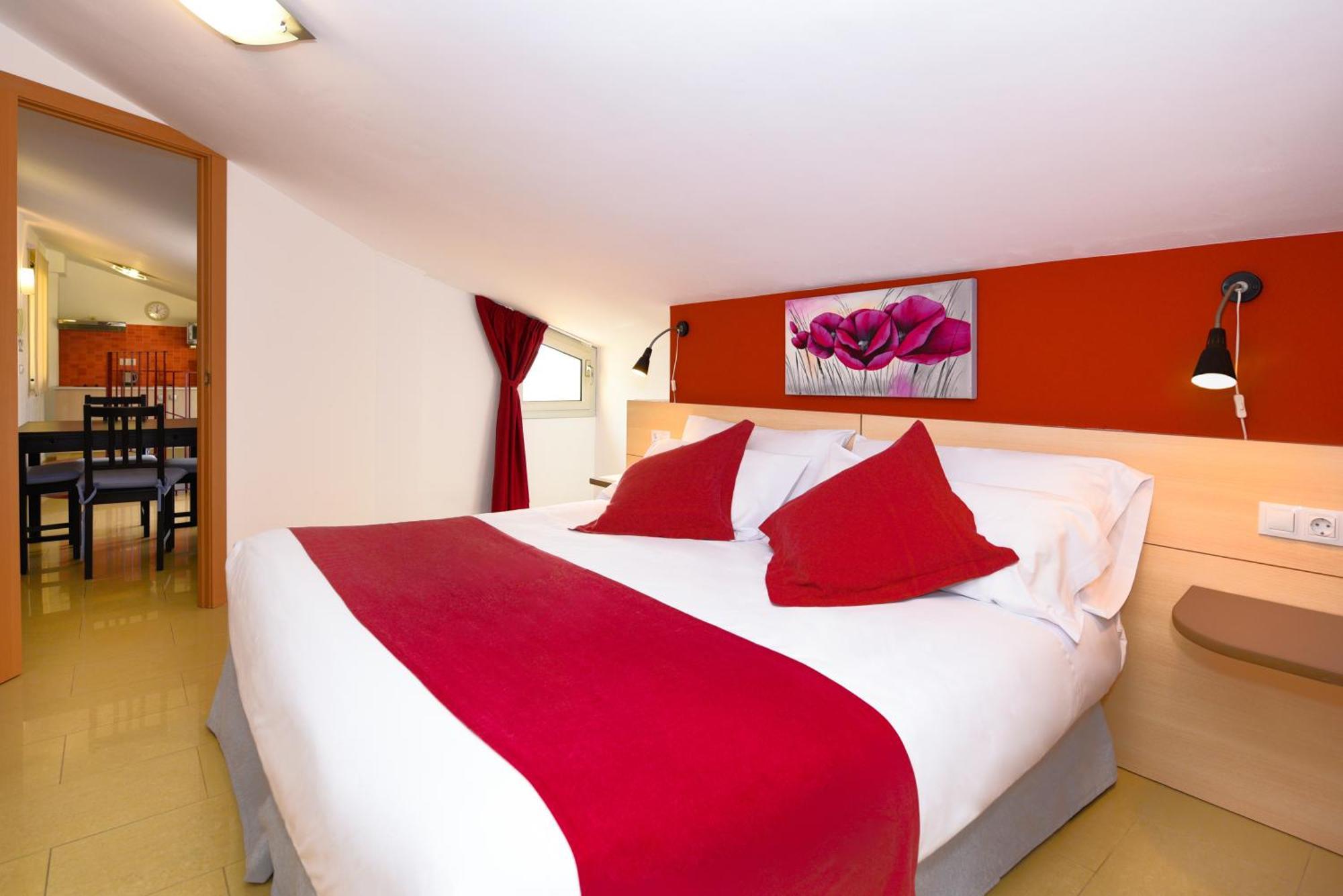 Neptuno Apartments Calella Ruang foto