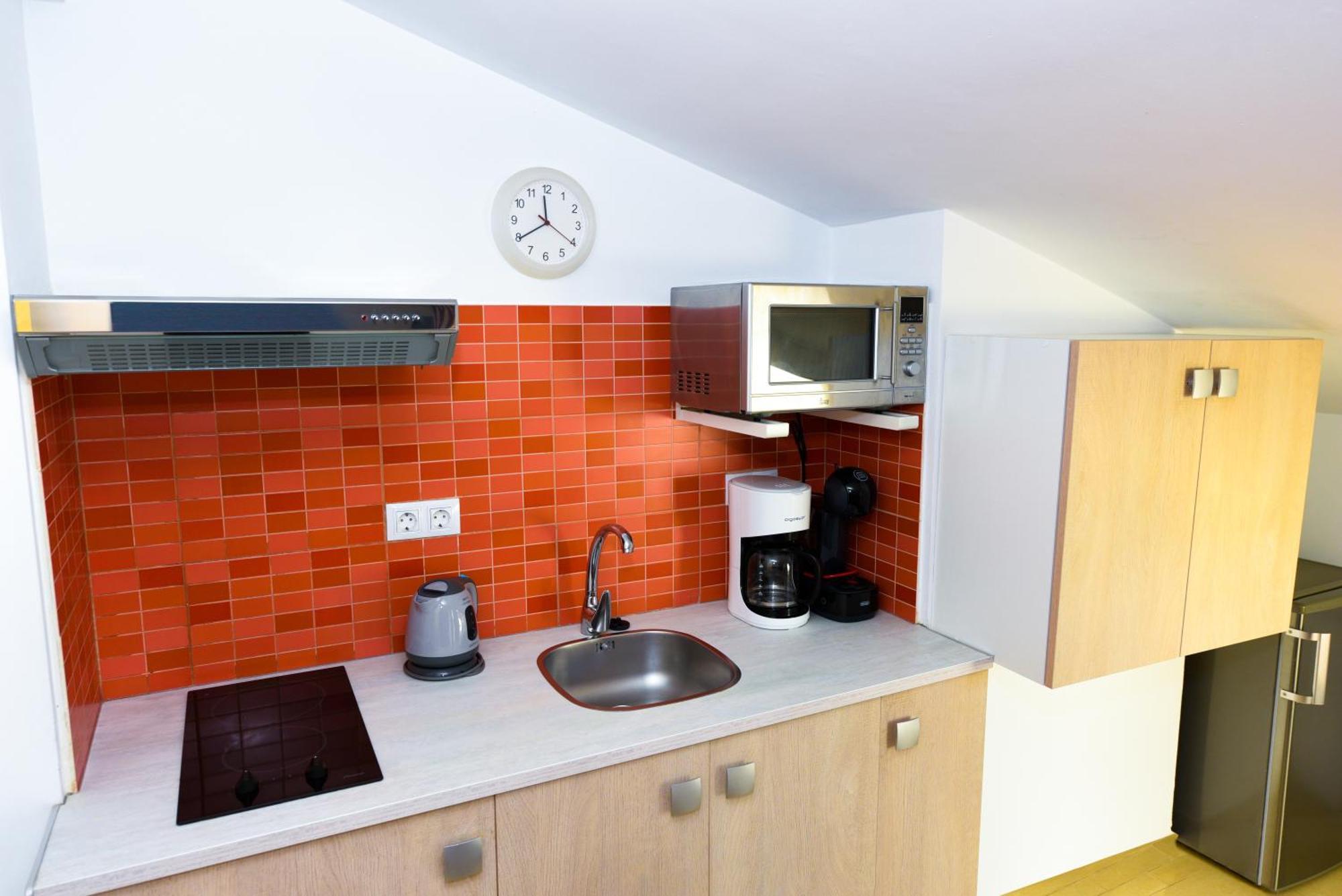 Neptuno Apartments Calella Ruang foto
